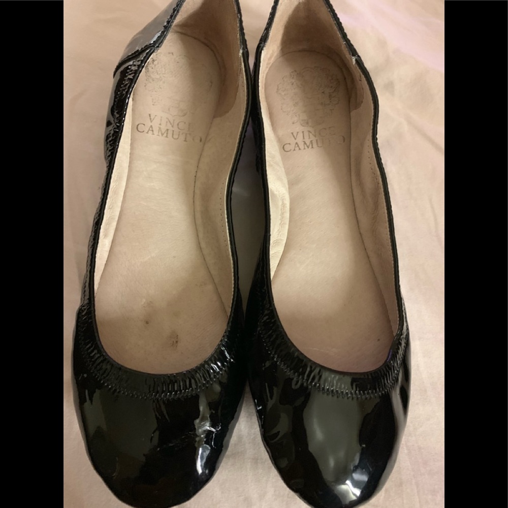 Vince Camuto ballet flats
